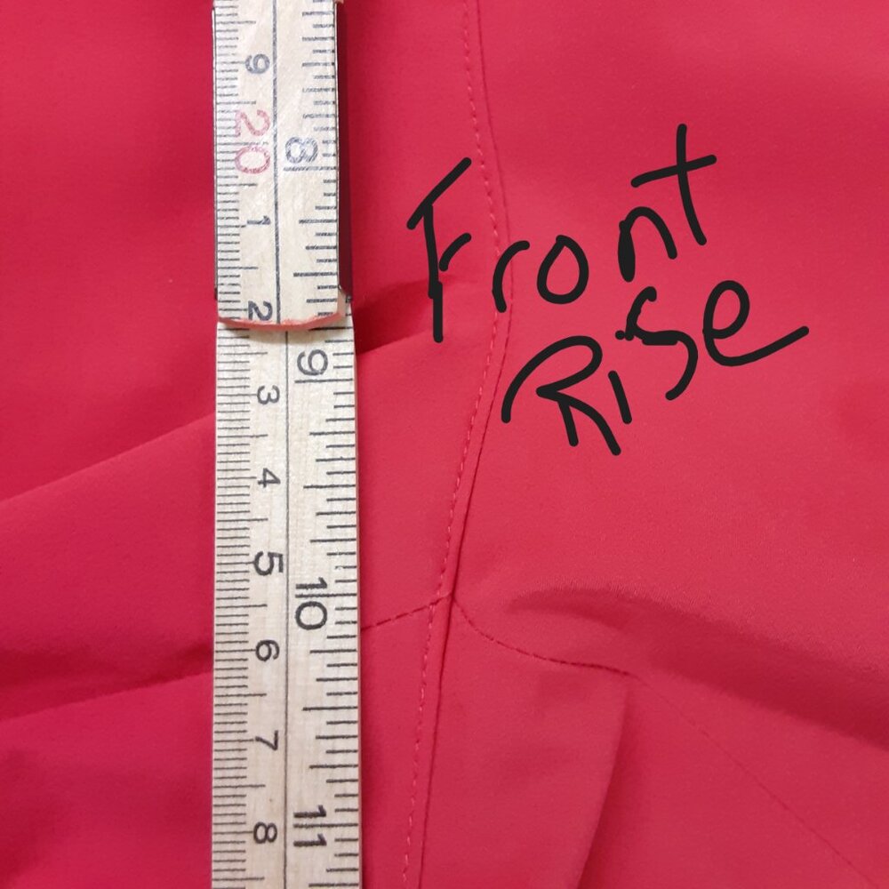 Weekends Womans Shorts Size 1 (Med), Red Front Pockets, Zip/Snap Closure/Spots? - Picture 7 of 8